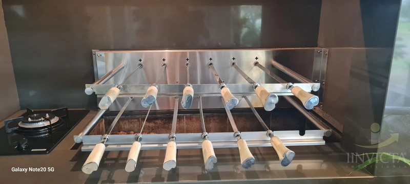 EXCELENTE SOBRADO A BEIRA LAGO MOBILIADA E DECORADA FEITA PRA FAMILIA: 33ª foto da galeria de imagens do imóvel