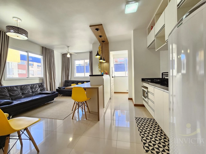 Apartamento 2 dormitórios, 1 suíte, mobiliado, no centro de Capão: 3ª foto da galeria de imagens do imóvel