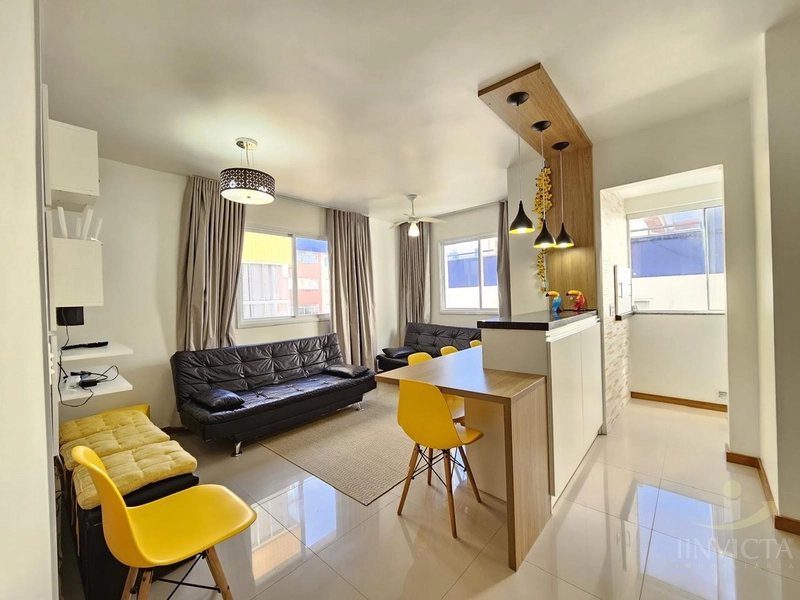 Apartamento 2 dormitórios, 1 suíte, mobiliado, no centro de Capão: 1ª foto da galeria de imagens do imóvel
