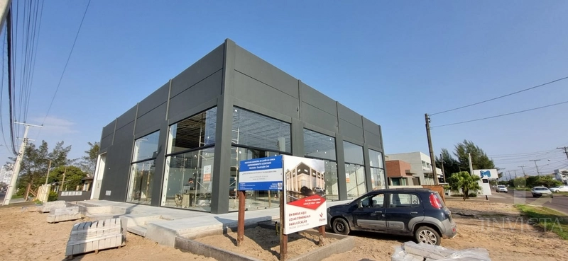 Loja na Avenida Central: 2ª foto da galeria de imagens do imóvel