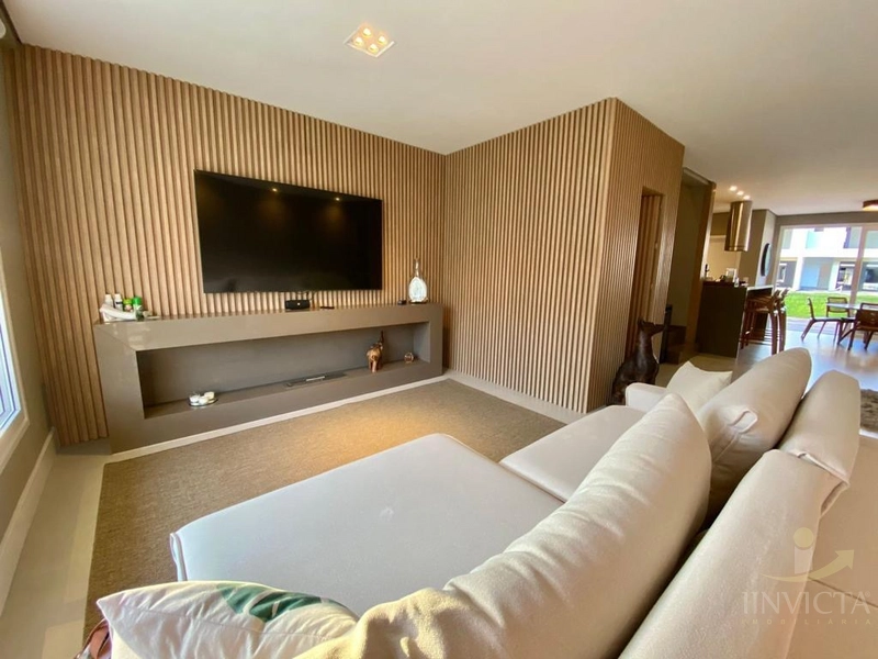 EXCELENTE SOBRADO COM 4 DORMITÓRIOS, FEITO P/VOCÊ E FAMILIA!: 8ª foto da galeria de imagens do imóvel