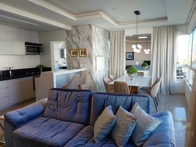 Apartamento 03 dormitórios em frente a praça- Zona Nova: 1ª foto da galeria de imagens do imóvel