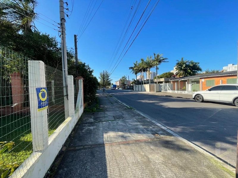EXCELENTE CASA EM BAIRRO RESIDENCIAL: 23ª foto da galeria de imagens do imóvel