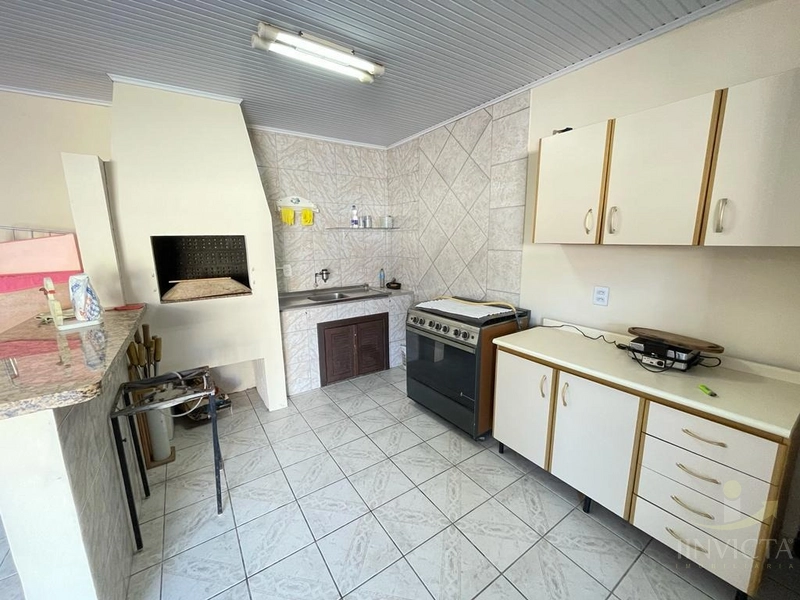 EXCELENTE CASA EM BAIRRO RESIDENCIAL: 18ª foto da galeria de imagens do imóvel