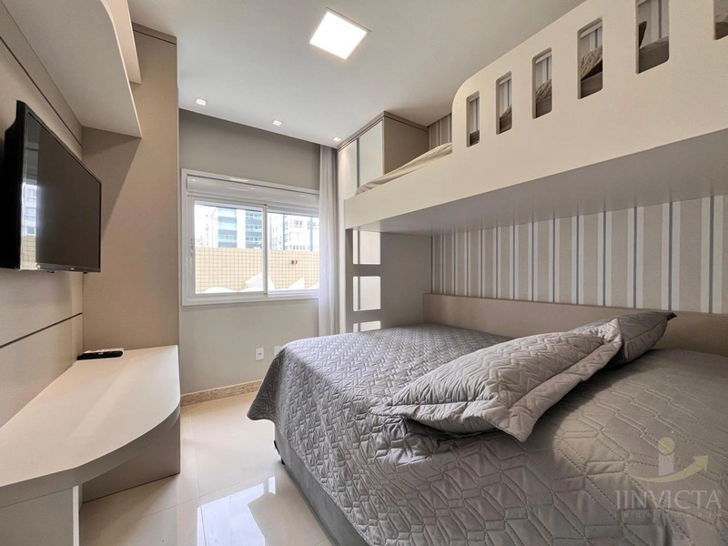 Apartamento, 2 dormitórios de frente para a Praça com terraço.: 28ª foto da galeria de imagens do imóvel