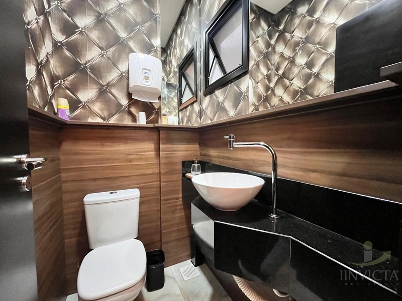 Apartamento, 2 dormitórios de frente para a Praça com terraço.: 47ª foto da galeria de imagens do imóvel