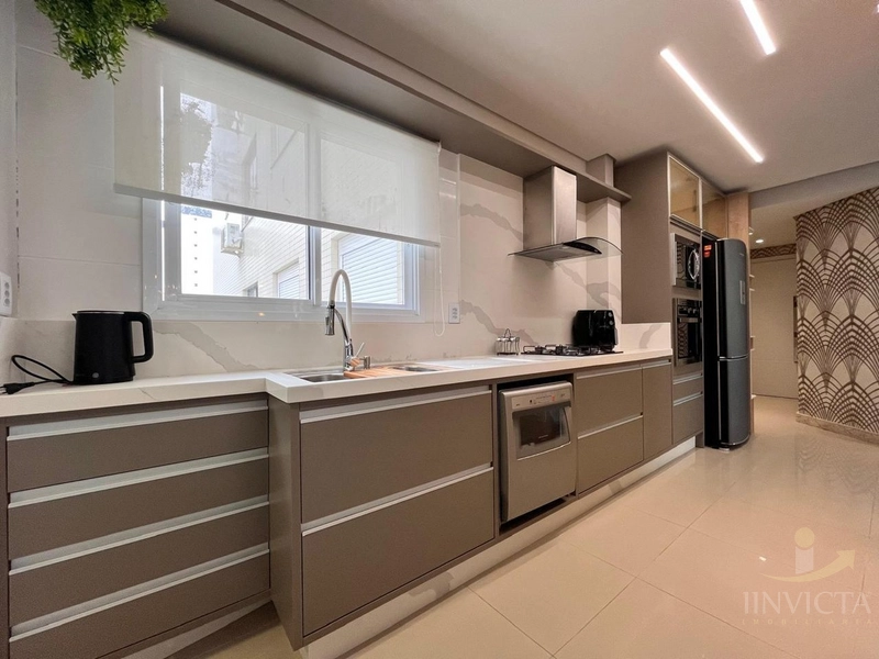 Apartamento, 2 dormitórios de frente para a Praça com terraço.: 23ª foto da galeria de imagens do imóvel