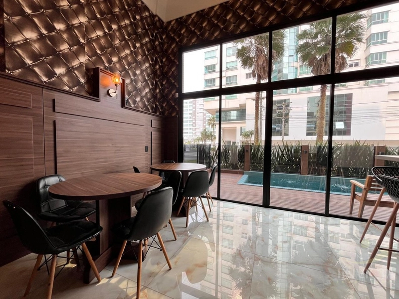 Apartamento, 2 dormitórios de frente para a Praça com terraço.: 39ª foto da galeria de imagens do imóvel