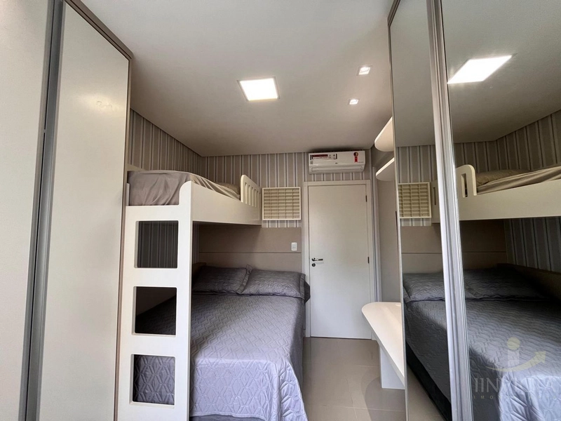 Apartamento, 2 dormitórios de frente para a Praça com terraço.: 26ª foto da galeria de imagens do imóvel