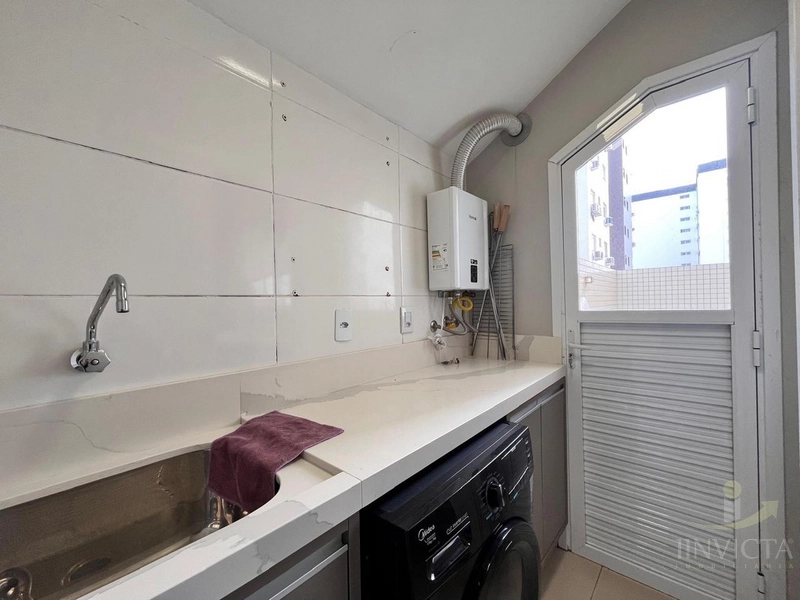 Apartamento, 2 dormitórios de frente para a Praça com terraço.: 16ª foto da galeria de imagens do imóvel