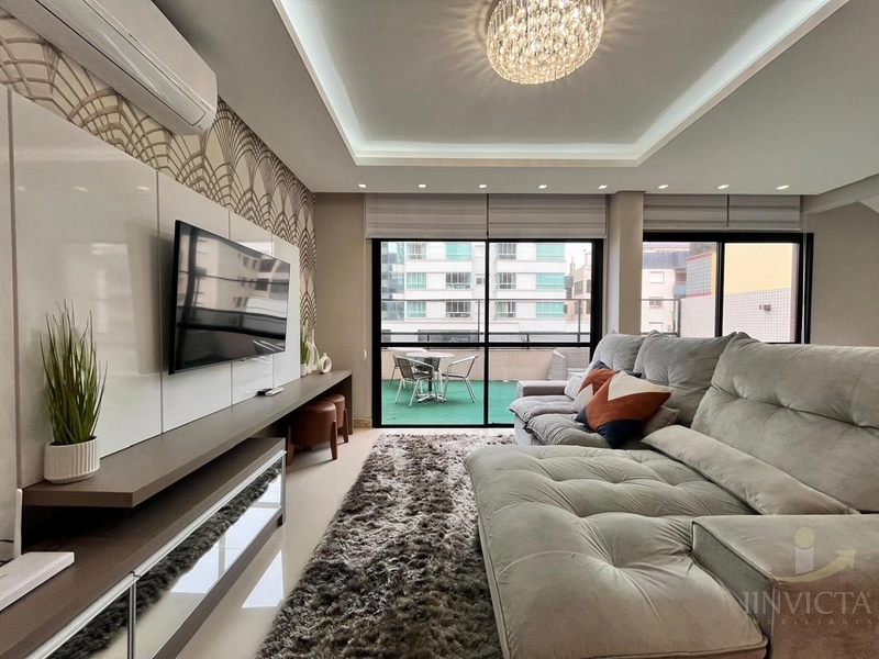Apartamento, 2 dormitórios de frente para a Praça com terraço.: 4ª foto da galeria de imagens do imóvel