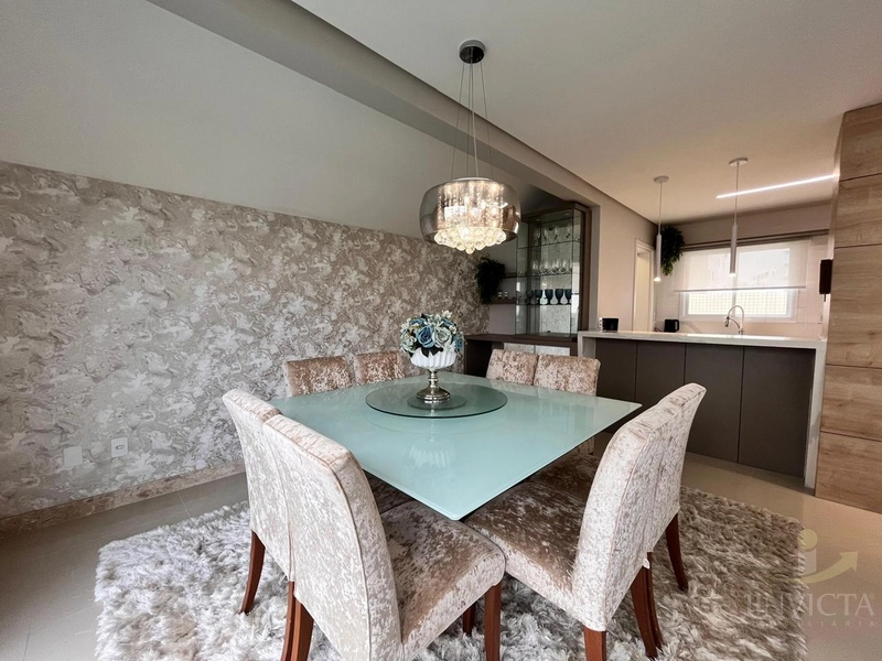 Apartamento, 2 dormitórios de frente para a Praça com terraço.: 15ª foto da galeria de imagens do imóvel