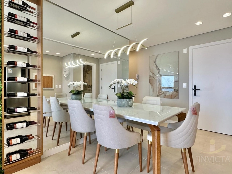 Para pessoas exigentes, apartamento em Ed. com Rooftop e piscina: 20ª foto da galeria de imagens do imóvel
