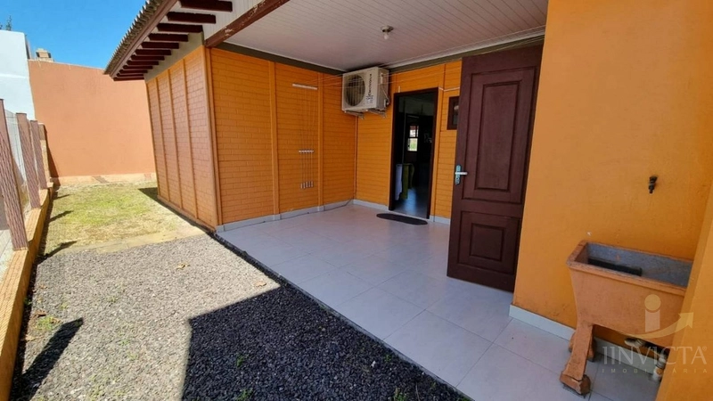 OPORTUNIDADE! 3 quadras do mar! Casa com Piscina, 2lotes,com 720mts²!: 6ª foto da galeria de imagens do imóvel