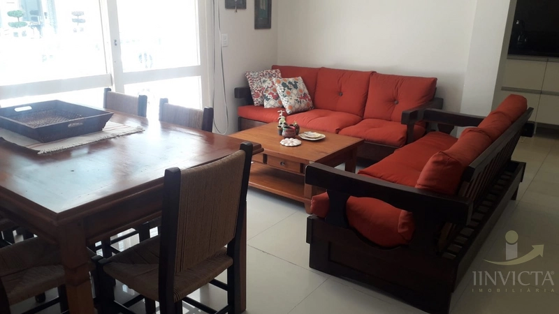 Belo apartamento térreo,3 dormitórios, uma quadra do mar e Praça: 25ª foto da galeria de imagens do imóvel