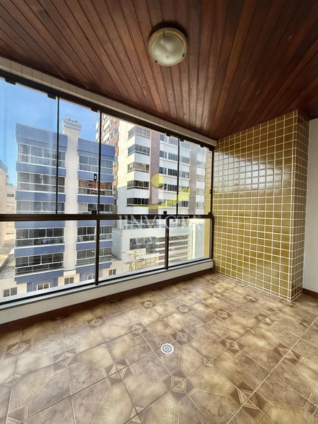 COBERTURA DUPLEX COM TERRAÇO AMPLO NO CENTRO DE CAPÃO DA CANOA: 1ª foto da galeria de imagens do imóvel