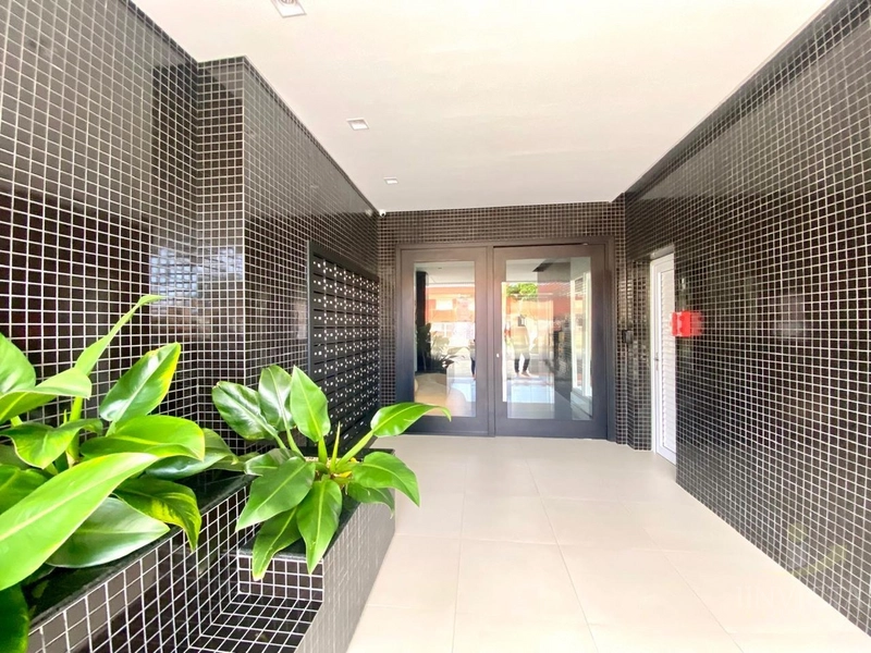APARTAMENTO COM VISTA MOBILIADO E DECORADO! PRÉDIO NOVO COM INFRA!: 1ª foto da galeria de imagens do imóvel