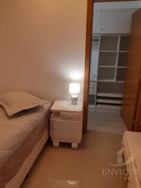 Apartamento vista mar, 2 suítes, em Avenida próximo a duas Praças: 23ª foto da galeria de imagens do imóvel
