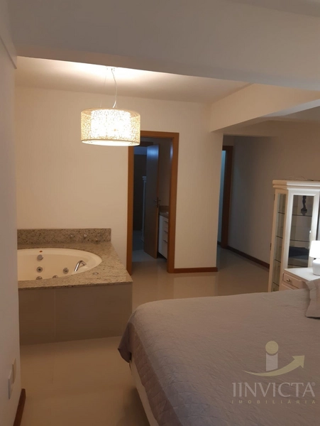 Apartamento vista mar, 2 suítes, em Avenida próximo a duas Praças: 21ª foto da galeria de imagens do imóvel