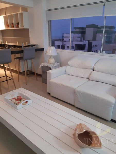 Apartamento vista mar, 2 suítes, em Avenida próximo a duas Praças: 1ª foto da galeria de imagens do imóvel