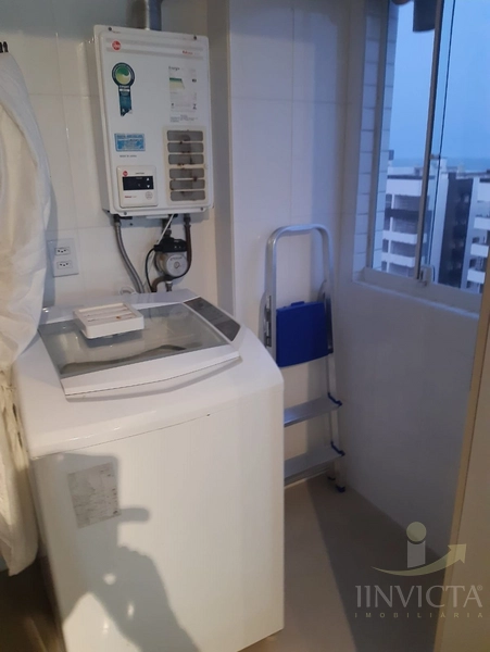 Apartamento vista mar, 2 suítes, em Avenida próximo a duas Praças: 10ª foto da galeria de imagens do imóvel