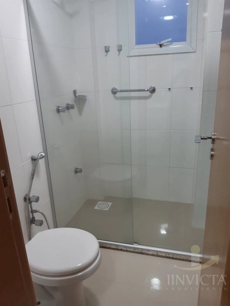 Apartamento vista mar, 2 suítes, em Avenida próximo a duas Praças: 18ª foto da galeria de imagens do imóvel