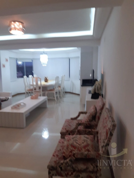 Apartamento vista mar, 2 suítes, em Avenida próximo a duas Praças: 14ª foto da galeria de imagens do imóvel