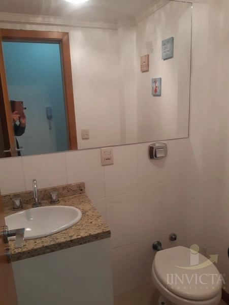 Apartamento vista mar, 2 suítes, em Avenida próximo a duas Praças: 15ª foto da galeria de imagens do imóvel