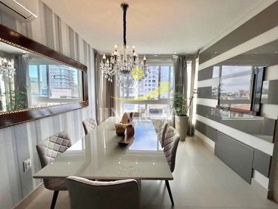 ALTO PADRÃO!RARIDADE! MOBILIADO E DECORADO! VISTA MAR E SERRA!!!