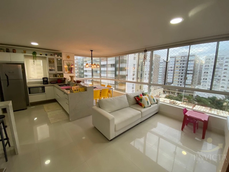 NAVEGANTES! PRÉDIO IMPONENTE DE ESQUINA, 1 QUADRA DO MAR! COM INFRA!: 1ª foto da galeria de imagens do imóvel