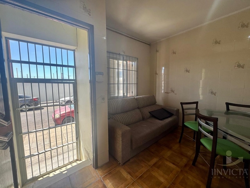 APARTAMENTO COM VALOR DE OCASIÃO A UMA QUADRA DO MAR: 2ª foto da galeria de imagens do imóvel