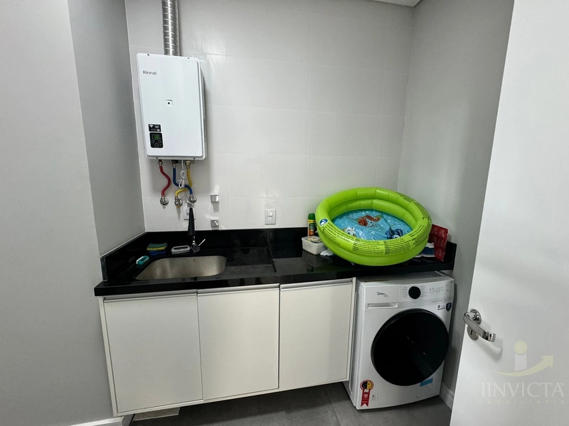 Casa em Condomínio 4 suítes decorada: 25ª foto da galeria de imagens do imóvel