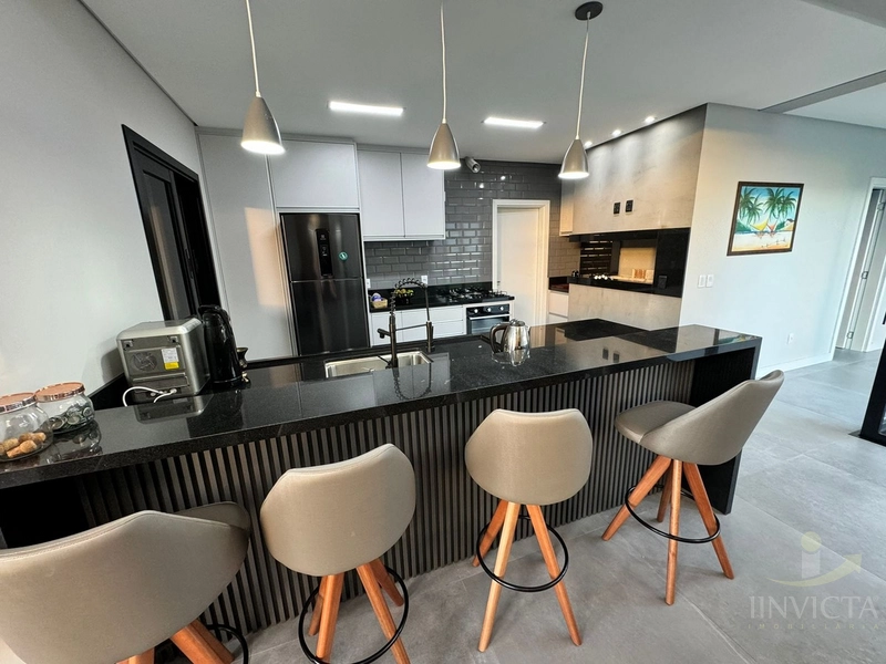 Casa em Condomínio 4 suítes decorada: 9ª foto da galeria de imagens do imóvel