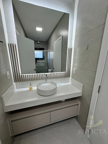 Casa em Condomínio 4 suítes decorada: 22ª foto da galeria de imagens do imóvel