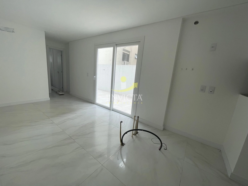 01 dormitório com Terraço à venda no Centro: 1ª foto da galeria de imagens do imóvel