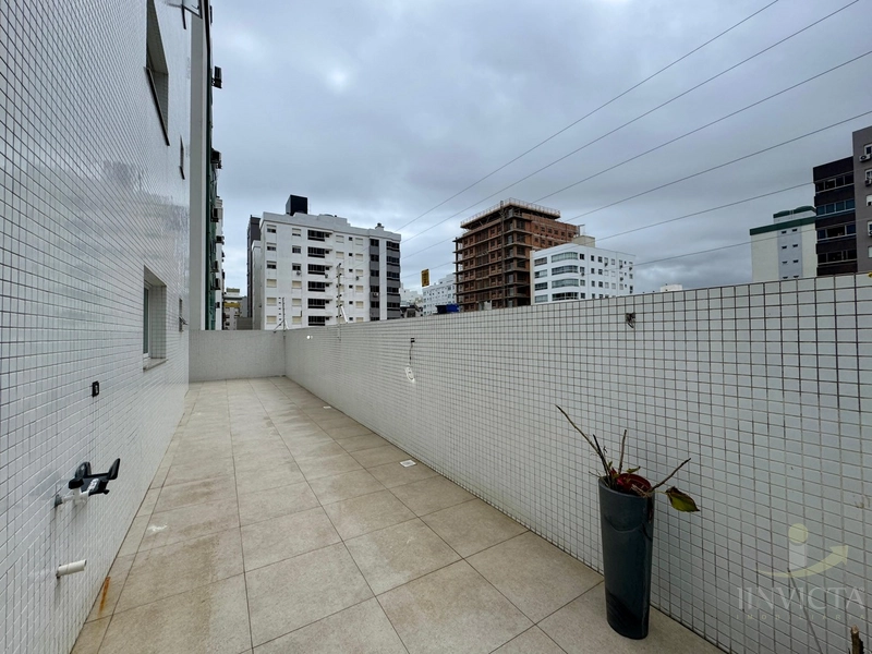 EXCELENTE 2 DORMITÓRIOSCOM TERRAÇO A 2 QUADRAS DO MAR!!!!: 8ª foto da galeria de imagens do imóvel