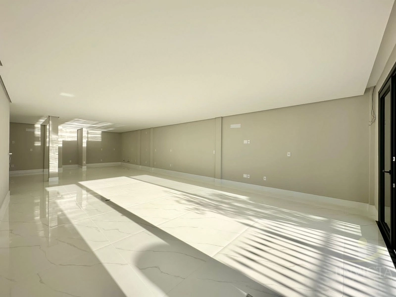 Casa Neoclássica em Xangri-lá/RS: 5ª foto da galeria de imagens do imóvel