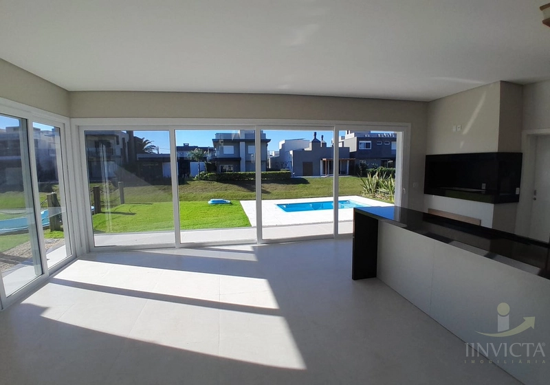 EXCELENTE CASA EM CONDOMÍNIO, INFRAESTRUTURA TOP P/VOCÊ!!!!