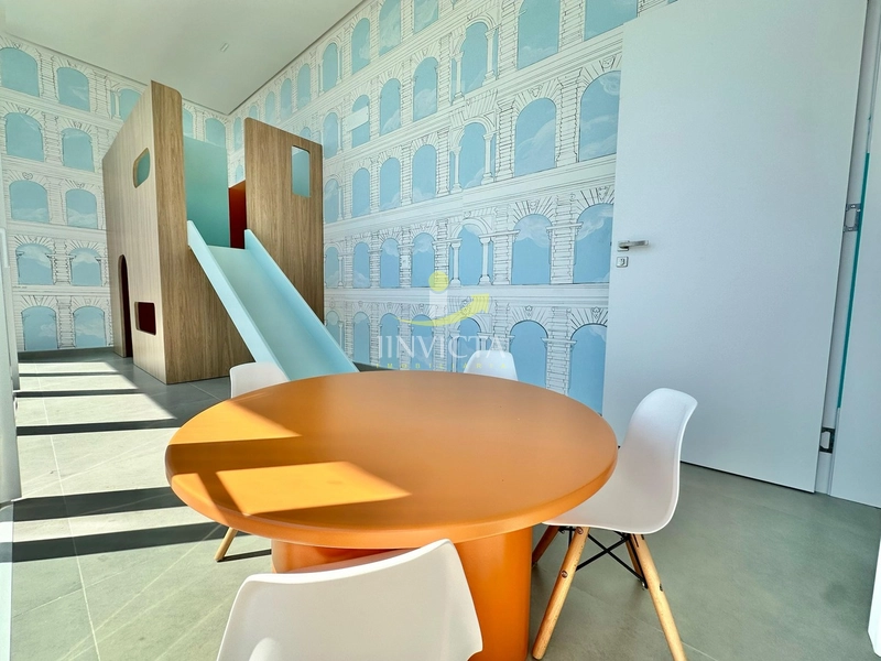 NAVEGANTES!PRÉDIO NOVO! IMPONENTE! 3 SUÍTES, 2 VAGAS, ROOFTOP!: 8ª foto da galeria de imagens do imóvel