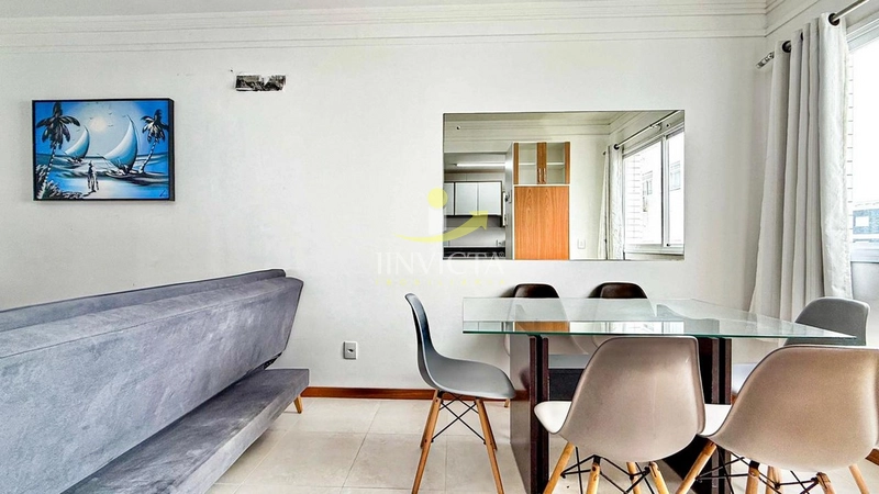 EXCELENTE 2 DORMITÓRIOS, MOBILIADO NA FRENTE DE UMA BELA PRAÇA!!!!: 3ª foto da galeria de imagens do imóvel