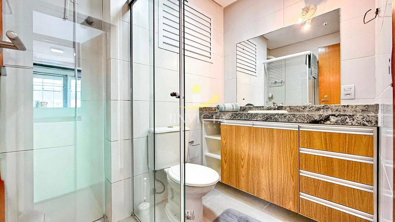 EXCELENTE 2 DORMITÓRIOS, MOBILIADO NA FRENTE DE UMA BELA PRAÇA!!!!: 10ª foto da galeria de imagens do imóvel