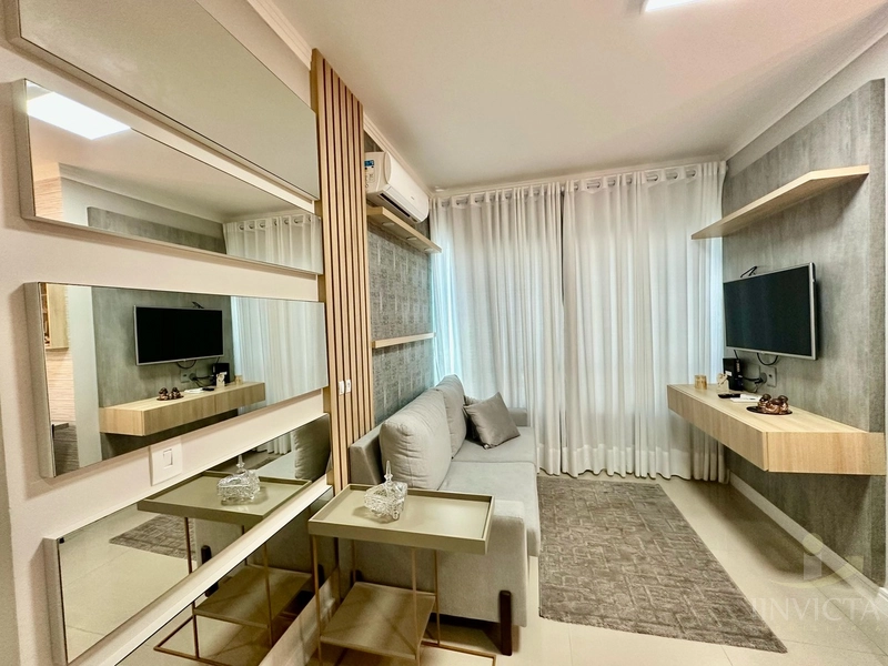 OPORTUNIDADE! MOBILIADO E DECORADO! INFRA ! PERTO DO MAR!: 1ª foto da galeria de imagens do imóvel