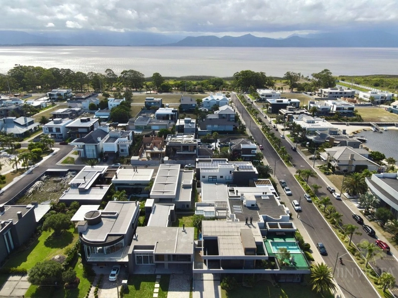 EXCELENTE CASA  COM 5 DORMITÓRIOS NO MELHOR CONDOMÍNIO!!!!: 16ª foto da galeria de imagens do imóvel