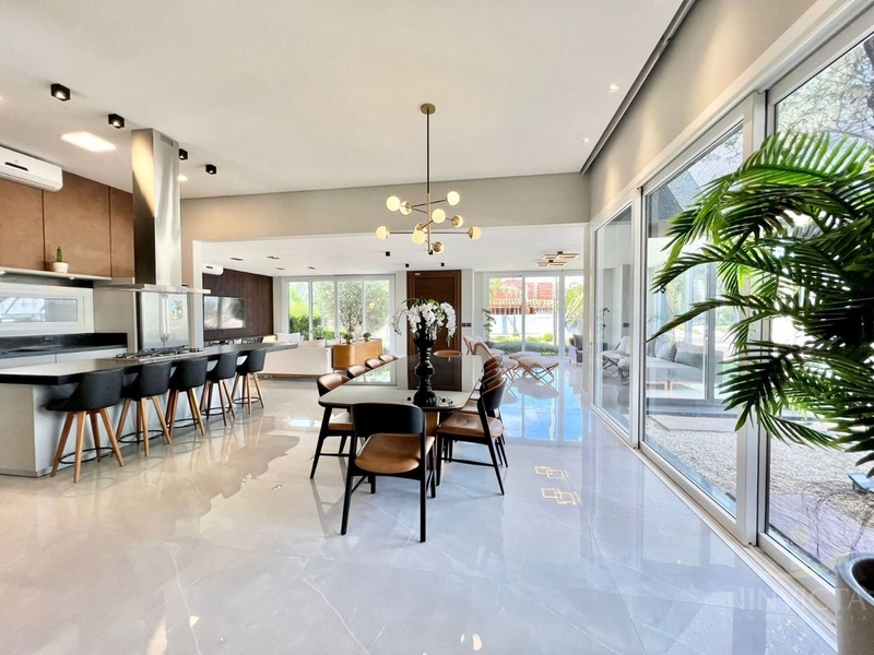 EXCELENTE CASA  COM 5 DORMITÓRIOS NO MELHOR CONDOMÍNIO!!!!: 11ª foto da galeria de imagens do imóvel