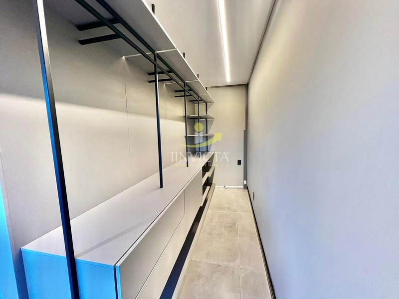 CASA NO CONDOMINIO ENSEADA MOBILIADA E DECORADA -BEIRA LAGO: 12ª foto da galeria de imagens do imóvel