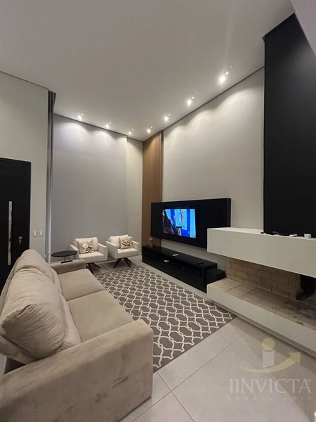 LINDA CASA TÉRREA: 9ª foto da galeria de imagens do imóvel