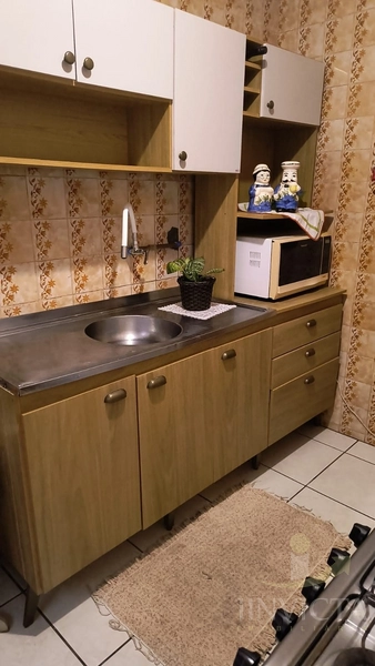APARTAMENTO NO CENTRO DE FRENTE COM SACADA E VISTA!: 6ª foto da galeria de imagens do imóvel