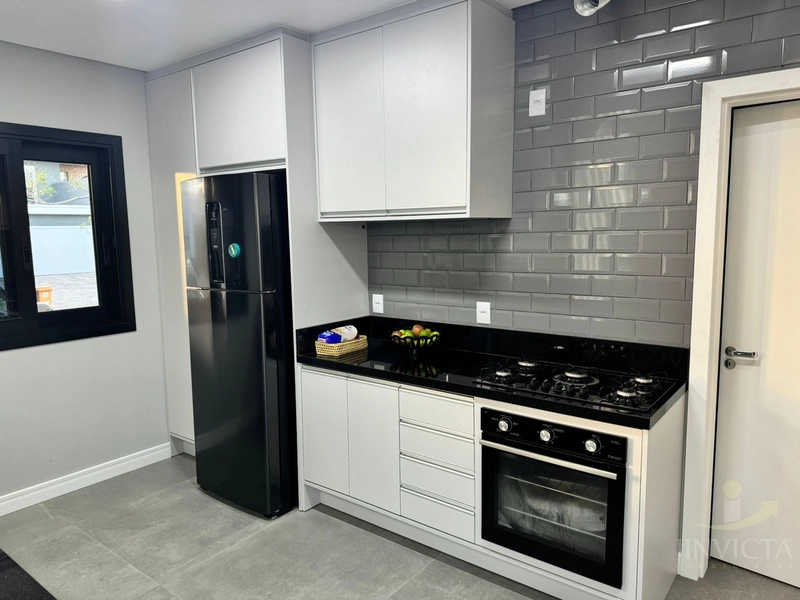 Casa com 3 suítes, mobiliada e decorada em Condomínio fechado: 4ª foto da galeria de imagens do imóvel