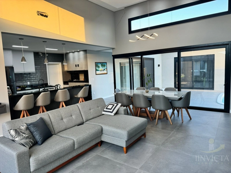 Casa com 3 suítes, mobiliada e decorada em Condomínio fechado: 10ª foto da galeria de imagens do imóvel