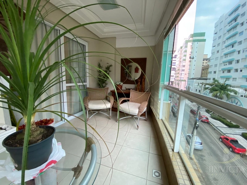NAVEGANTES! DE FRENTE COM VISTA E SACADÃO ! FINAMENTE MOBILIADO!: 5ª foto da galeria de imagens do imóvel